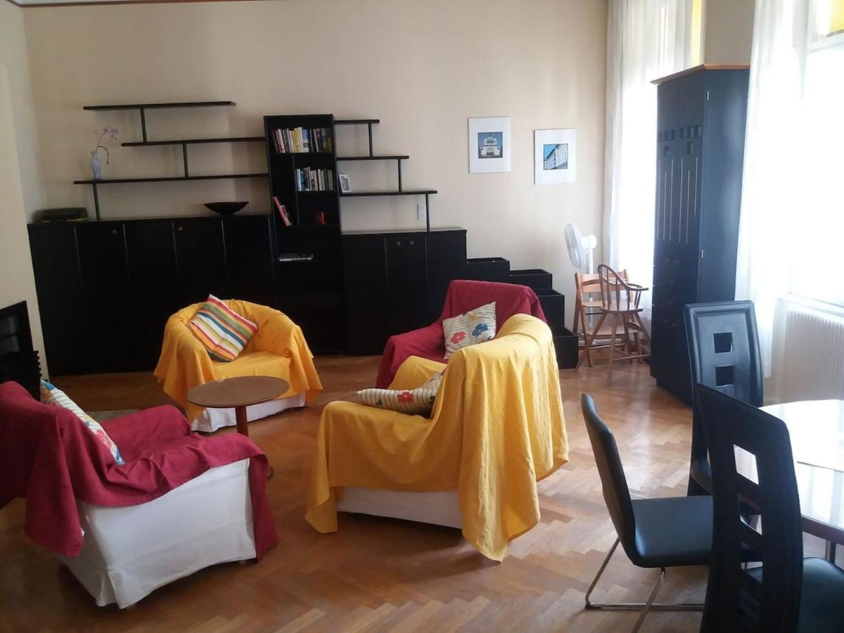 Geraeumige Zentrumsnahe Altbauwohnung Βιέννη Εξωτερικό φωτογραφία